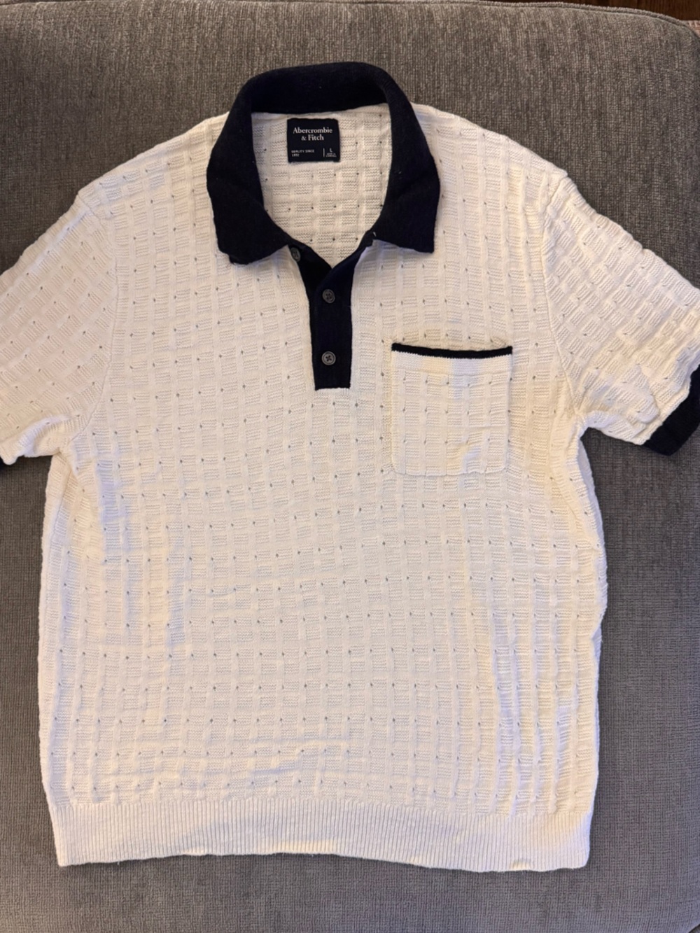 Men’s Abercrombie and Fitch knit short sleeve button down
